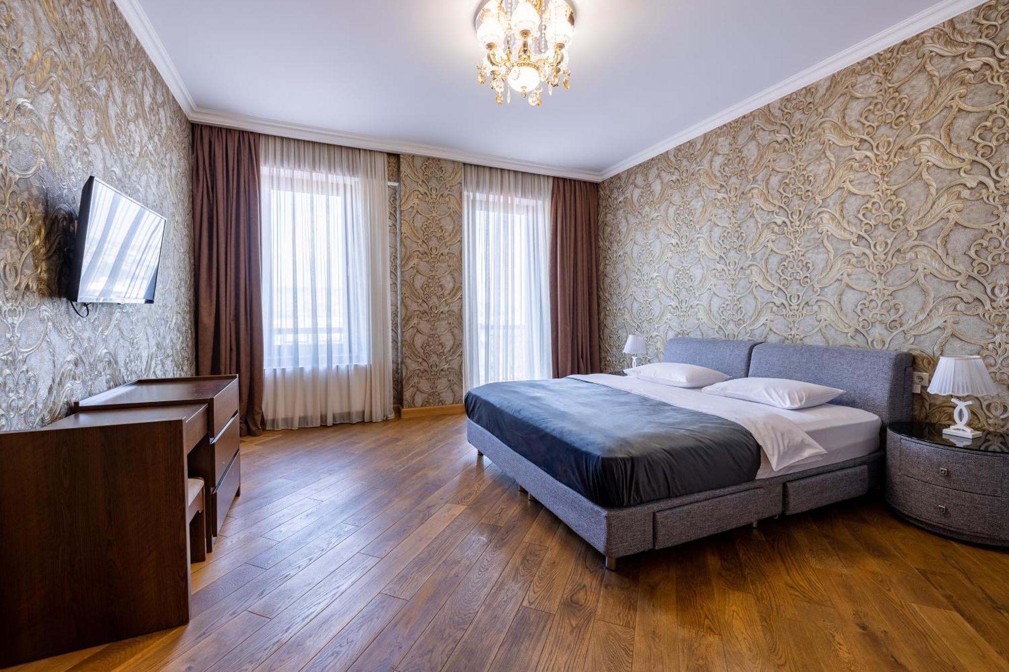 Luxury * Тбилиси